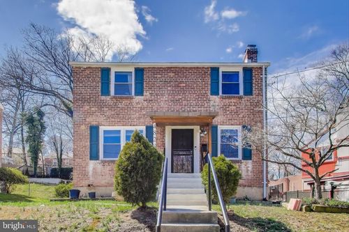 4828 Woodlawn Dr, HYATTSVILLE, MD, 20784-1476 | Card Image