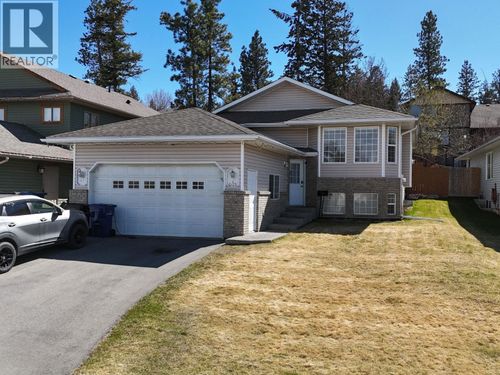 1425 16th Street S, Cranbrook, BC, V1C6R5 | Card Image