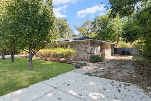 917 N 11th St, Temple, TX, 76501-2514 | Card Image