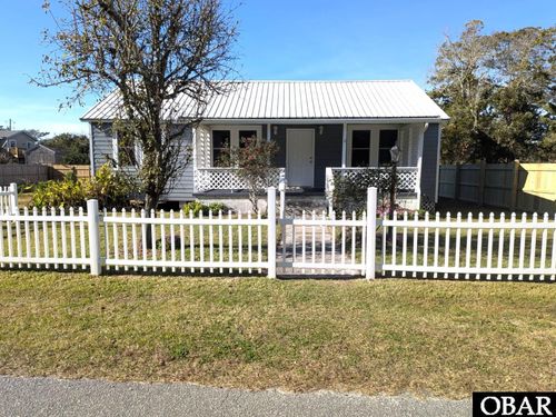 106 Cedar Rd, Ocracoke, NC, 27960-1066 | Card Image