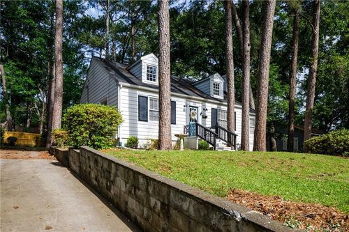 108 Crescent Ave, Fayetteville, NC, 28305-4524 | Card Image