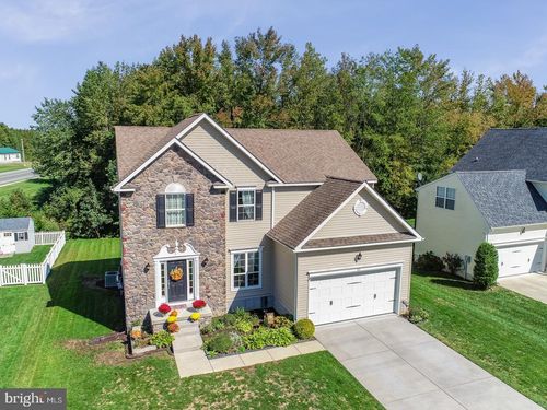 105 Hobbyhorse Ct, Dover, DE, 19904-7117 | Card Image