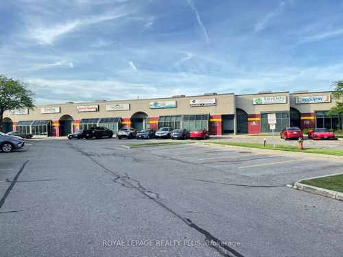 42-3065 Ridgeway Dr, Mississauga, ON, L5L5M6 | Card Image