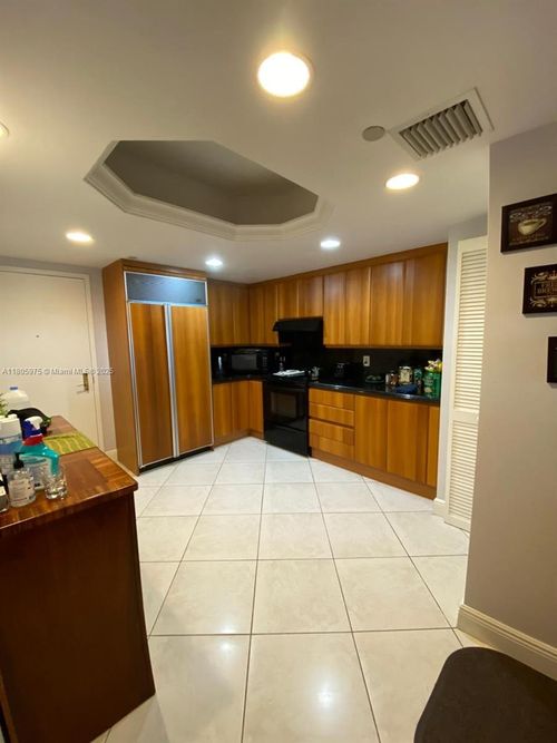 f-9559 Collins Ave, Surfside, FL, 33154-2655 | Card Image