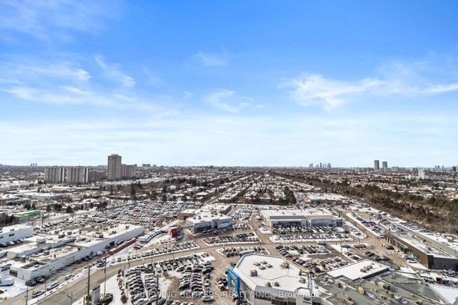 1812 - 7171 Yonge St, Condo with 2 bedrooms, 1 bathrooms and 1 parking in Thornhill ON | Image 22