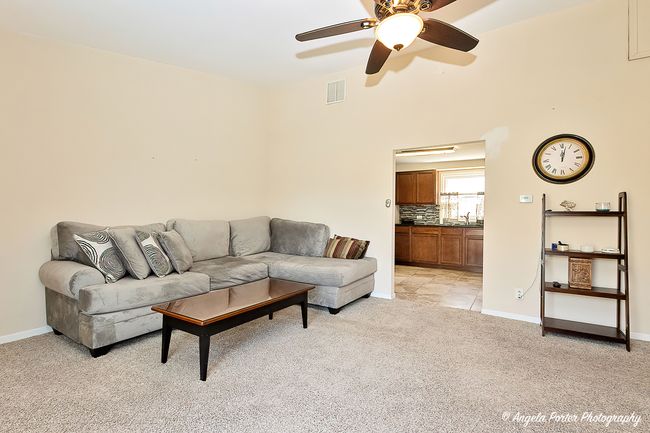 37830 N Watts Ave, House other with 2 bedrooms, 1 bathrooms and 3 parking in Spring Grove IL | Image 8
