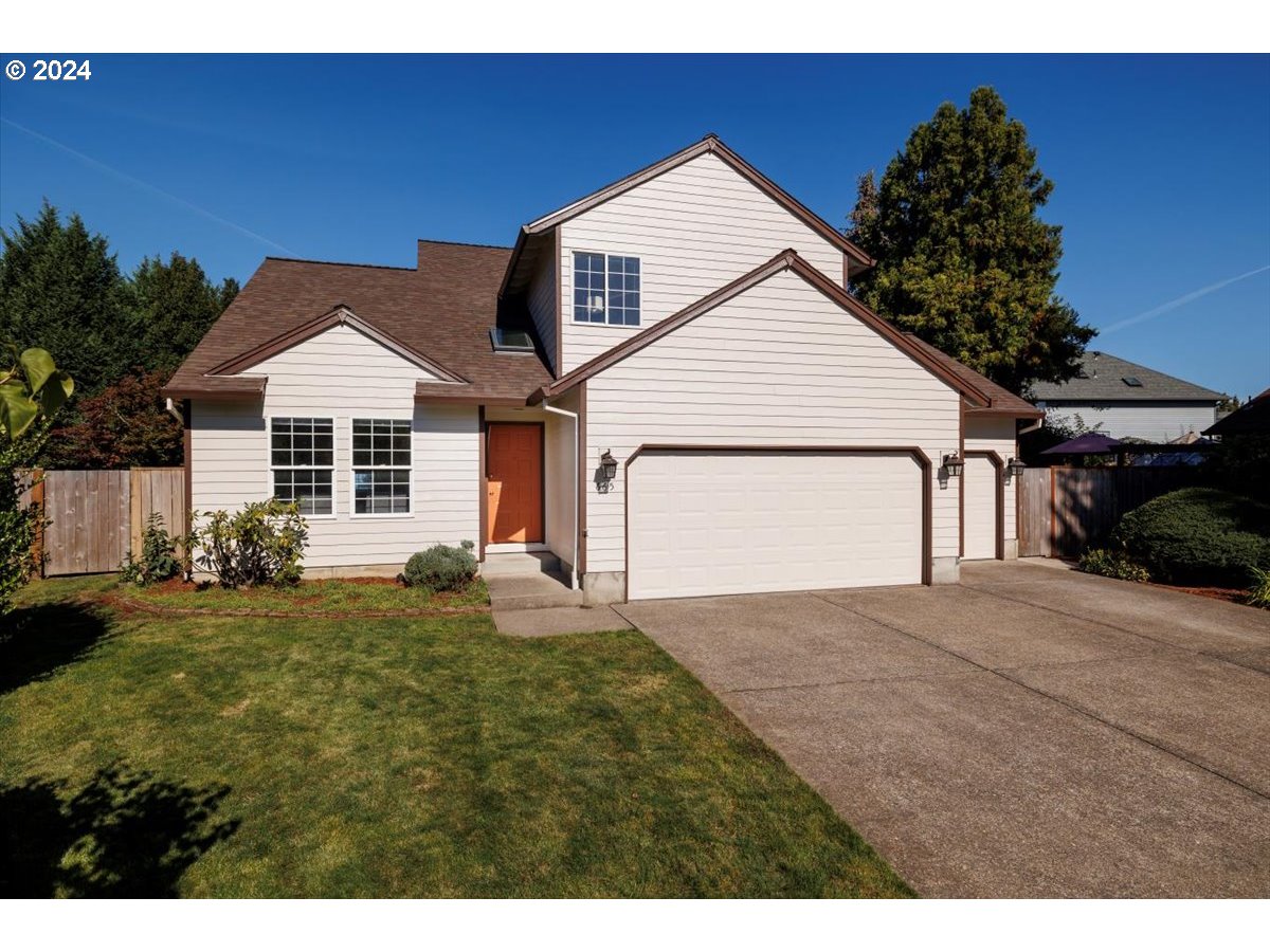 Valarie Ct, Hillsboro, OR 97124