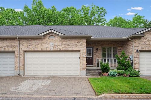 10-900 Doon Village Rd, Kitchener, ON, N2P1A4 | Card Image