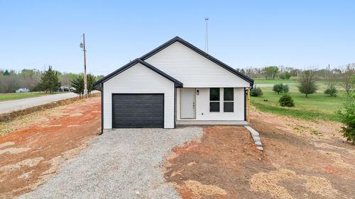 7858 Blockade Vlg, Seligman, MO, 65745-7501 | Card Image