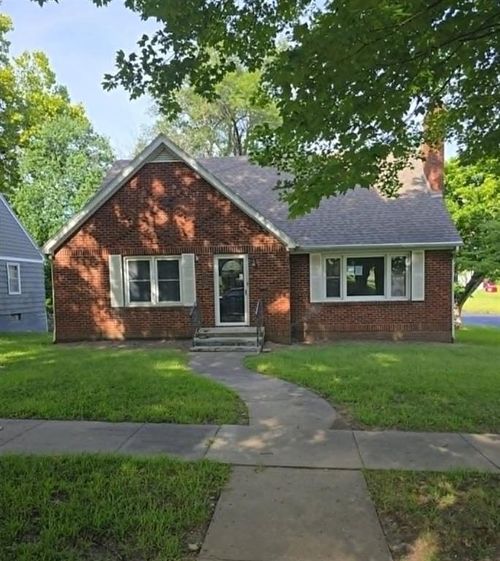 1700 Olive St, Higginsville, MO, 64037-1347 | Card Image