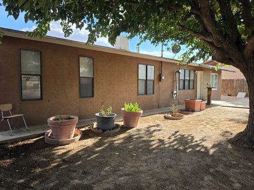 5512 Cleo Rd Sw, Albuquerque, NM, 87121-6985 | Card Image