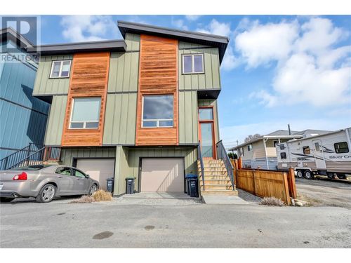 105-2922 Wilson St, Penticton, BC, V2A6H5 | Card Image
