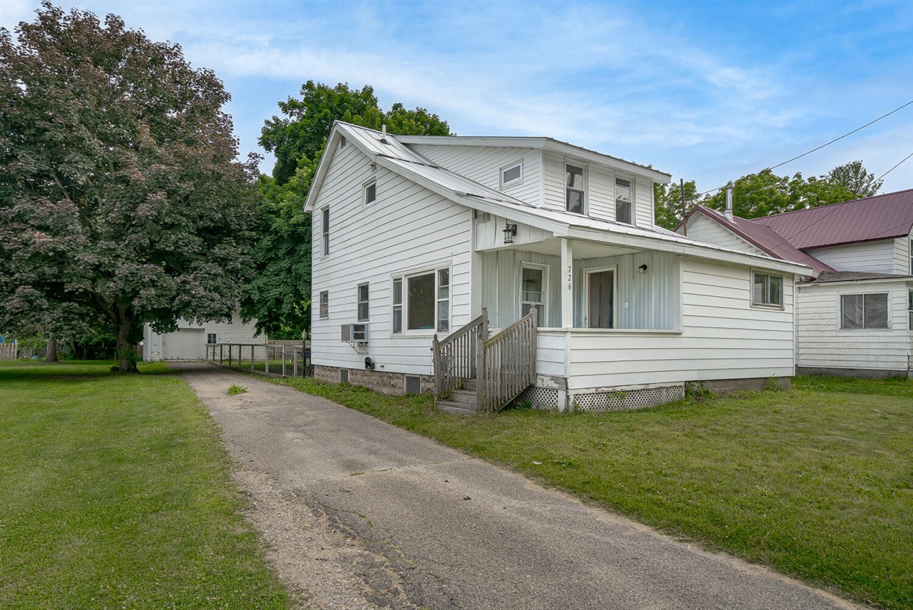 Reed St, Nashville, MI 49073