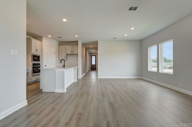 12841 Hill Plains Dr, House other with 4 bedrooms, 3 bathrooms and null parking in Schertz TX | Image 12
