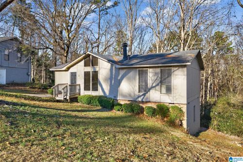 3031 Apple Valley Ln, BIRMINGHAM, AL, 35215-1711 | Card Image