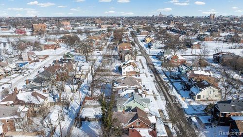 5272 Maplewood St, Detroit, MI, 48204-3807 | Card Image