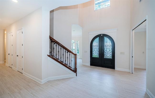 147 Bay Point Dr Ne, House other with 4 bedrooms, 4 bathrooms and null parking in St Petersburg FL | Image 9