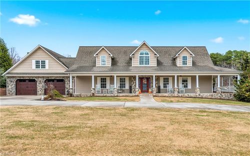 5971 Holder Rd, Clemmons, NC, 27012-9205 | Card Image