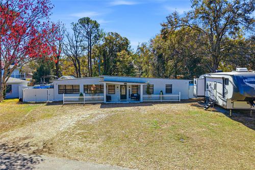 1506 S Oregon Cir, TAMPA, FL, 33612-6566 | Card Image