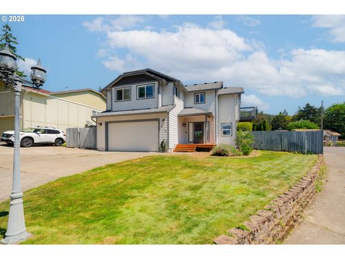 414 N 3rd Pl, Kalama, WA, 98625-9504 | Card Image