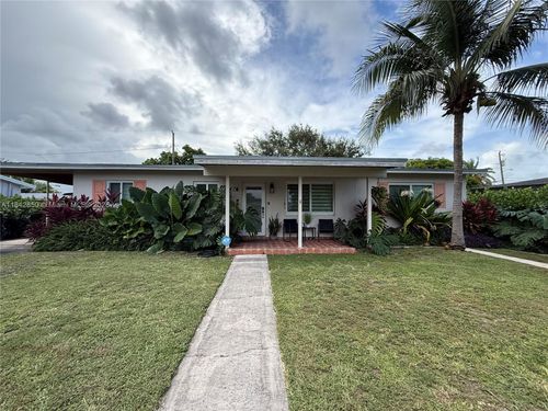 10031 Jamaica Dr, Cutler Bay, FL, 33189-1719 | Card Image