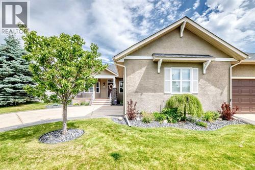 39 Ravine Drive, Heritage Pointe, AB, T1S4H3 | Card Image