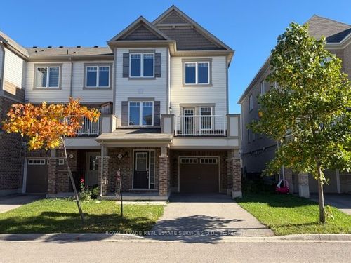 63 Bond Head Crt, Milton, ON, L9E1G4 | Card Image