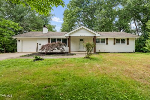 1303 Peterson Place, Johnson City, TN, 37601 | Card Image