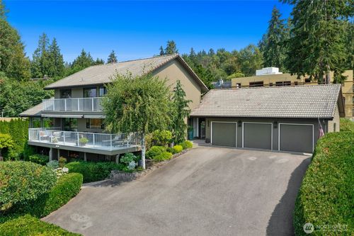 12530 Holmes Point Dr Ne, Kirkland, WA, 98034-5732 | Card Image