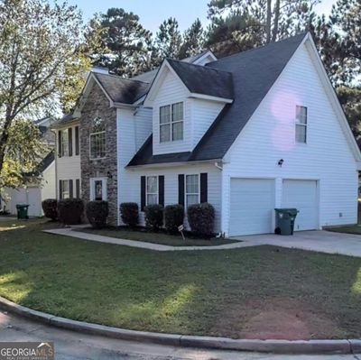 6417 Stonebridge Creek Lane, House other with 3 bedrooms, 2 bathrooms and 2 parking in Lithonia GA | Image 2