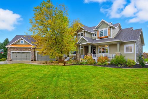 310 48th Ave Sw, Moorhead, MN, 56560-6751 | Card Image