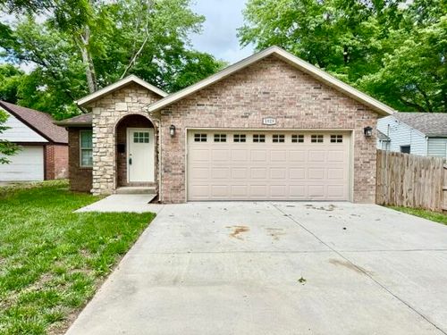 1929 E Monroe Street, Springfield, MO, 65802 | Card Image