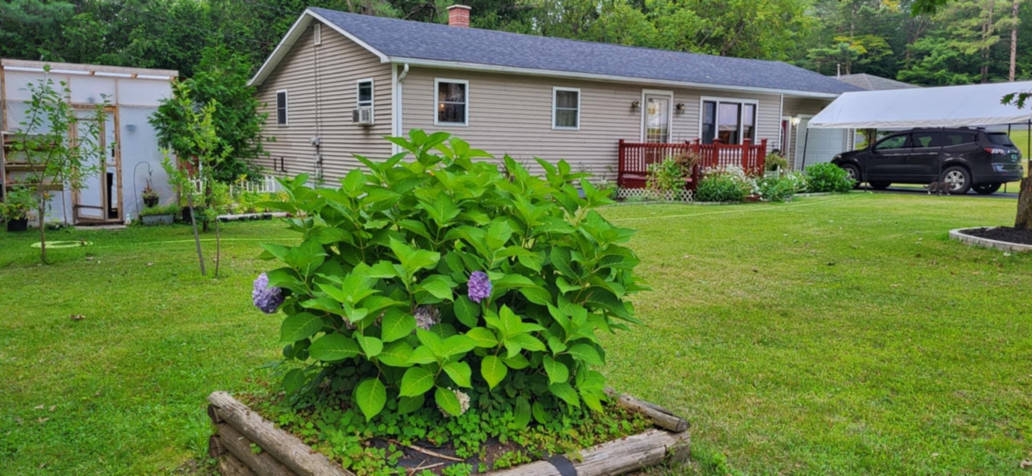 Poutre St, Newport, VT 05855