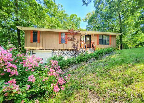 138 Hill St, Ringgold, GA, 30736-3215 | Card Image