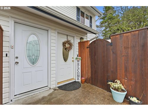 apt-d2-28740 Sw Parkway Ave, Wilsonville, OR, 97070-9765 | Card Image