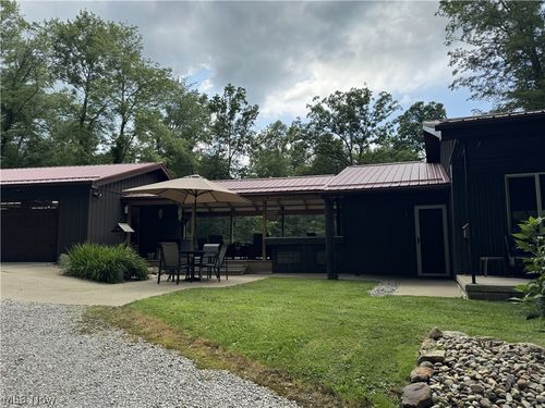 6779 N Park Ave, Bristolville, OH, 44402-9759 | Card Image