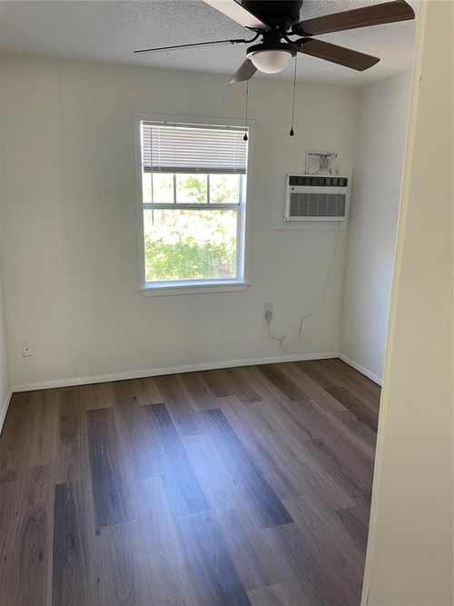 apt-2-813 N University St, Seminole, OK, 74868-3283 | Card Image