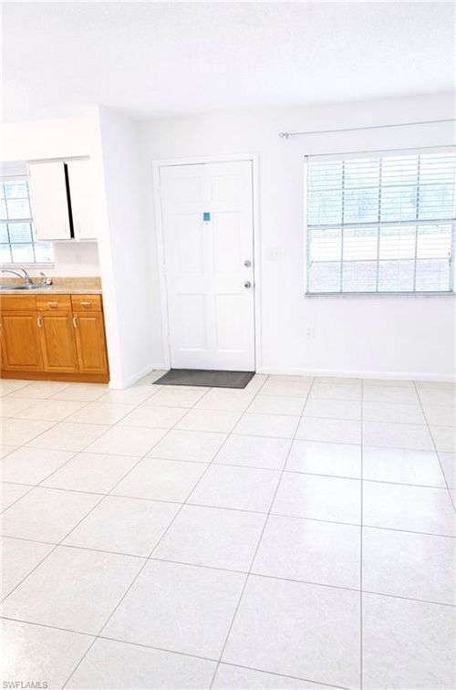 apt-f1-3325 Airport Rd N, NAPLES, FL, 34105-2826 | Card Image