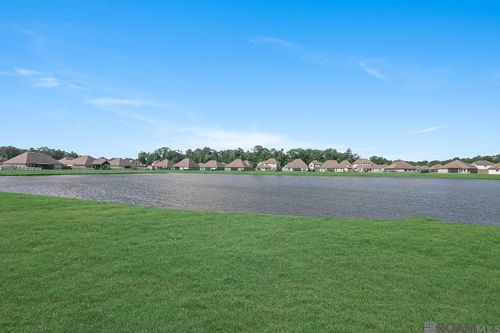 17527 Eagles Perch Dr, Prairieville, LA, 70769-6069 | Card Image