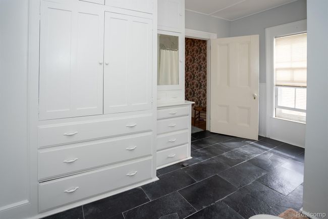 117 Bradley St, House other with 4 bedrooms, 3 bathrooms and null parking in Romeo MI | Image 37