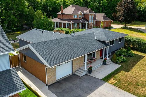 142 Mcneilly Rd, Stoney Creek, ON, L8E5J1 | Card Image
