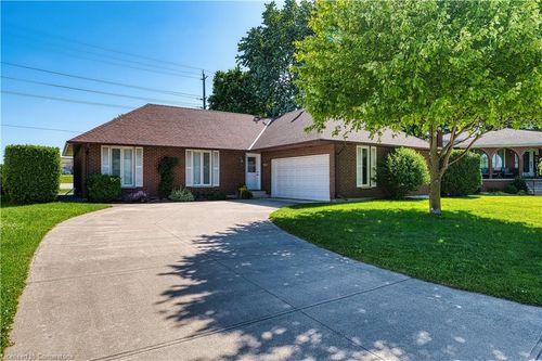 5 Windham Crt, Listowel, ON, N4W3M3 | Card Image