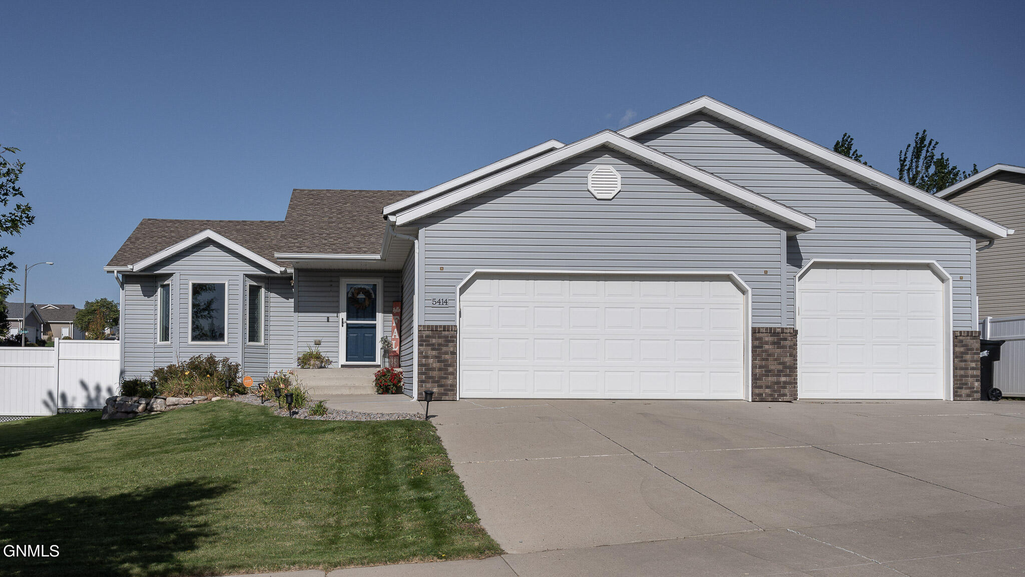 Calvert Dr, Bismarck, ND 58503