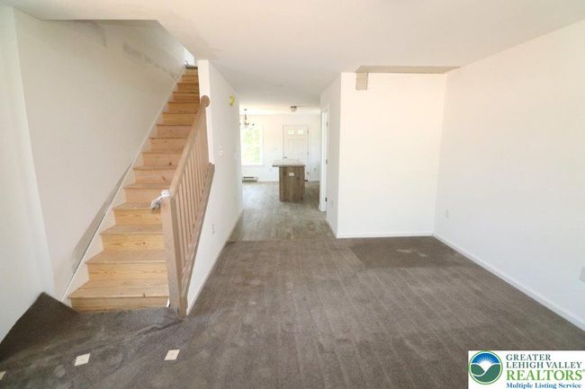 LIVING ROOM | Image 6