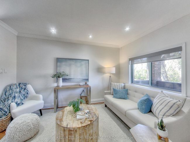 59 Corley Ave, House attached with 3 bedrooms, 2 bathrooms and null parking in Toronto ON | Image 8