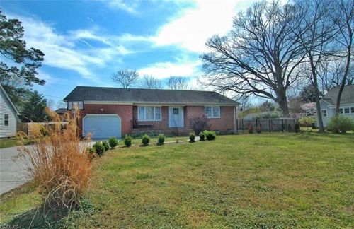 1751 Fontainebleau Cres, Norfolk, VA, 23509-1168 | Card Image