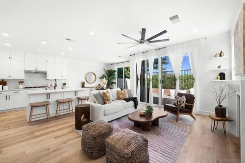 3034 Villeta Ave, Carlsbad, CA, 92010-5589 | Card Image