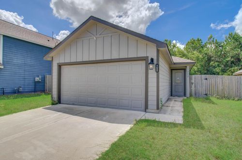 752 Road 5138, Cleveland, TX, 77327-1382 | Card Image