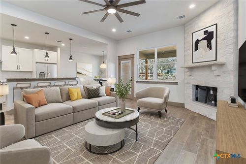 19 Summertime Cir, Wimberley, TX, 78676-2212 | Card Image