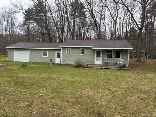 5315 E 8th St, Au Gres, MI, 48703-9571 | Card Image